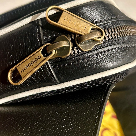 Gucci x ADIDAS Trefoil Zip Belt Bag-Brand New - Picture 6 of 13